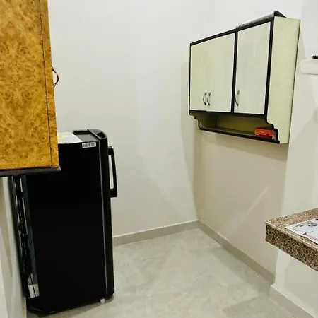Surendra Villa Home Stay Ayodhya Exterior photo