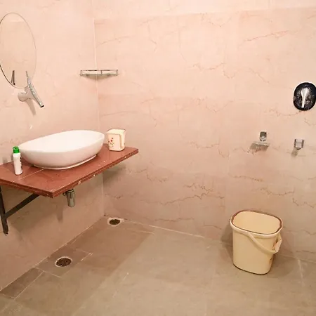 Surendra Villa Home Stay Ayodhya Exterior photo