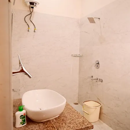 Surendra Villa Home Stay Ayodhya Exterior photo