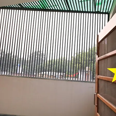 Surendra Villa Home Stay Ayodhya Exterior photo